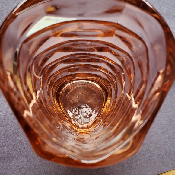 Multi-Faceted Handblown Glass, Art- Deco Vase - Picture 3 of 8